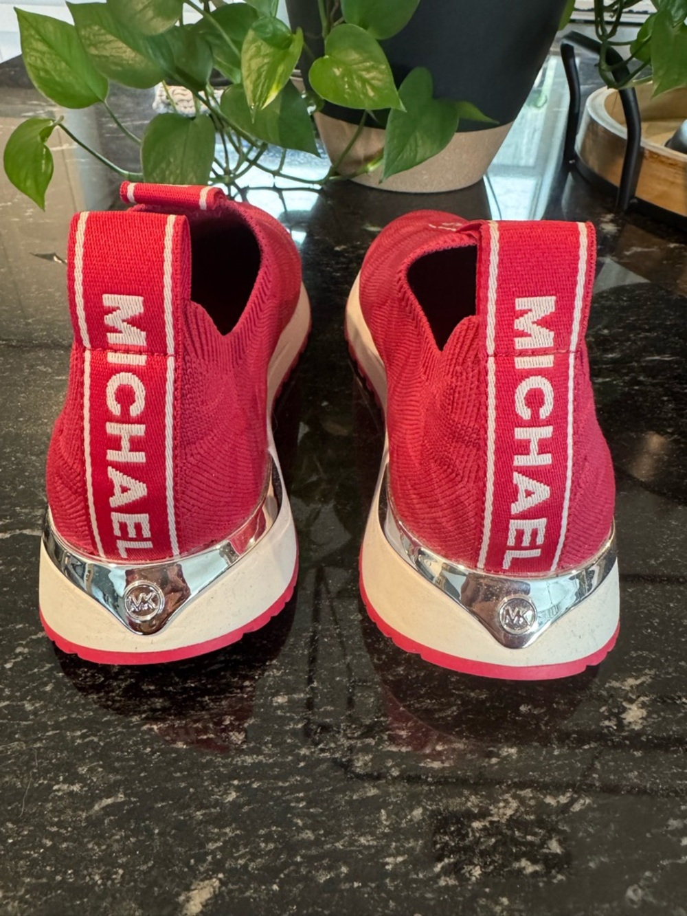 Michael Kors Red Knit Slip-On Sneakers 8.5 - Picture 4 of 6